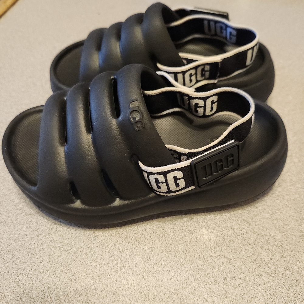 UGG Australia Toddler Sport Yeah Slide Logo Slip-On Slide Black Unisex Size 8T